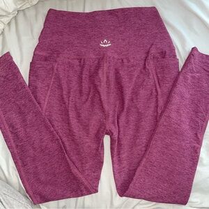 Beyond yoga Magenta Leggings